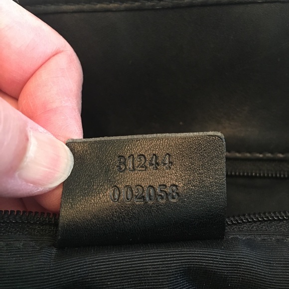 GUCCI Y2K Black Canvas Bucket Bag, Small - Picture 6 of 12